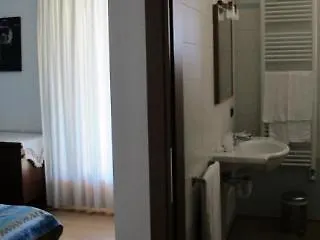 卡弗洛里安 * 特雷维索